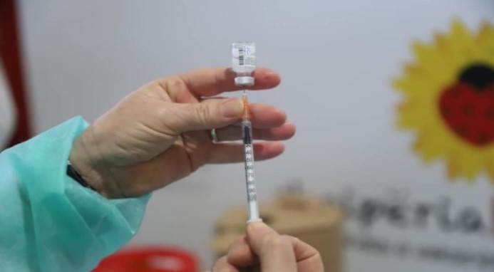Rimekembja e ekonomise pas pandemise- Ekspertet: Varet nga vaksinimi